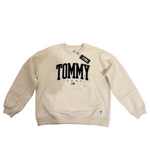 NWT Tommy Hilfiger Retro Sweatshirt